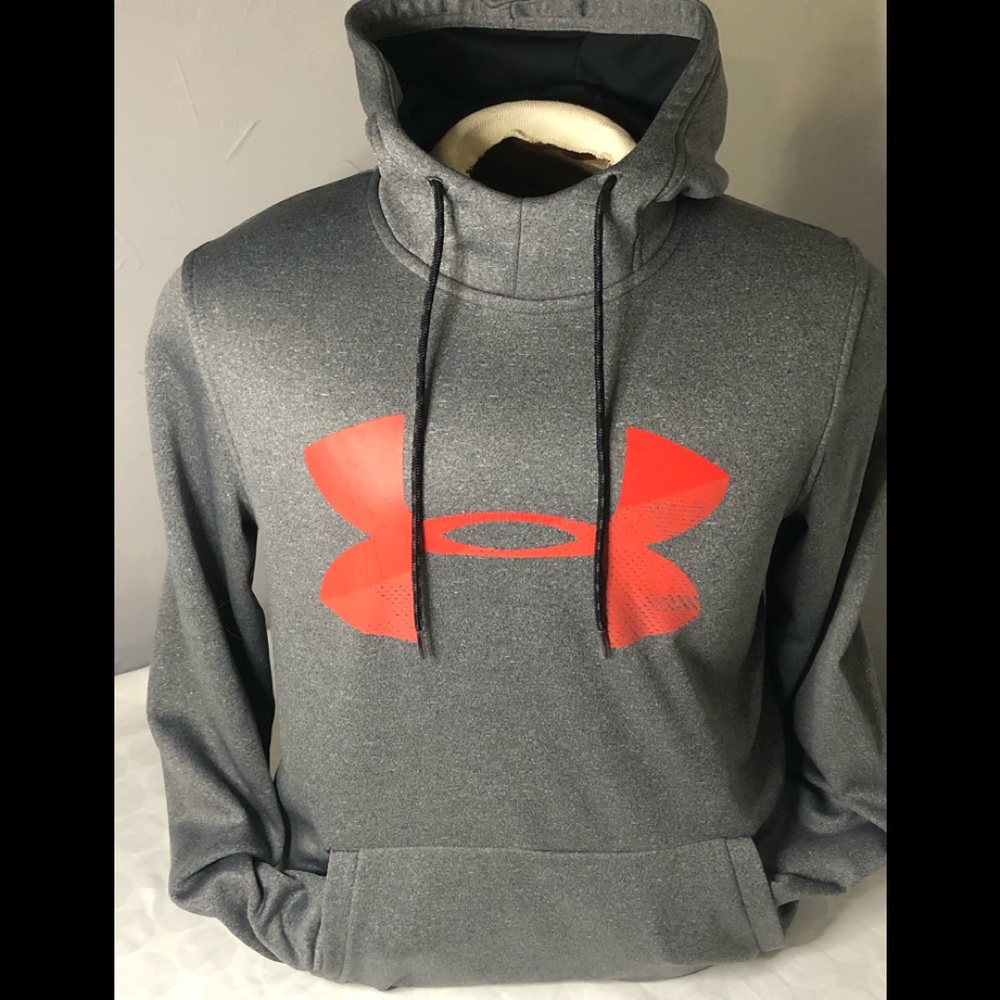 Mens Under Armour Gray Hoodie SM With Pockets In Front